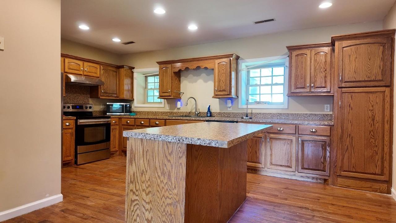 463 Old Moncks Corner Road - Photo 6 of 14