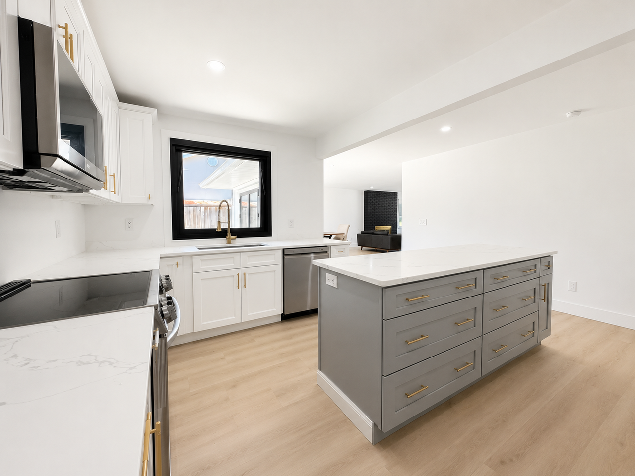 5419 4th St #1 - Photo 5 of 24