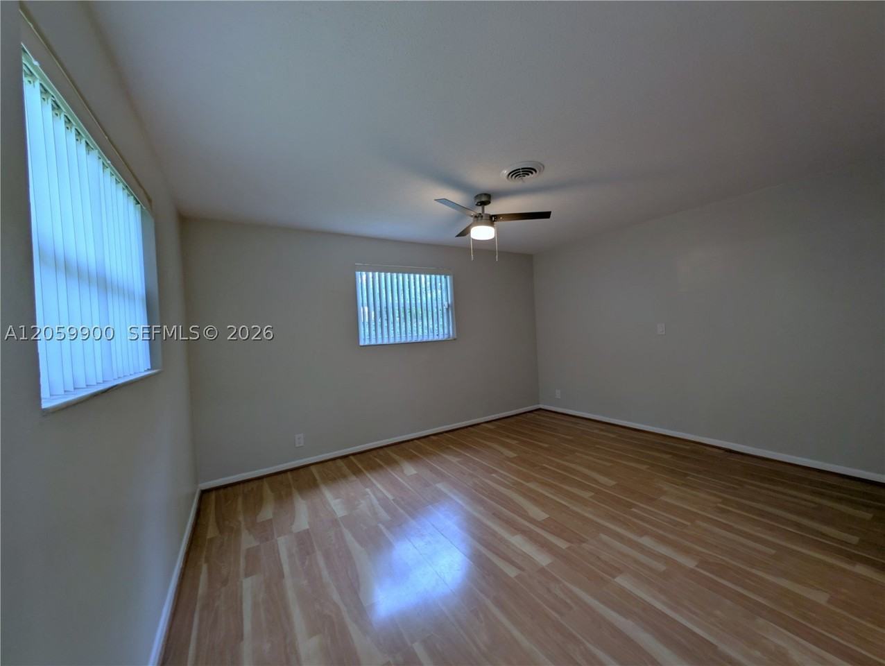 5821 Nw 12th Ct - Photo 6 of 28