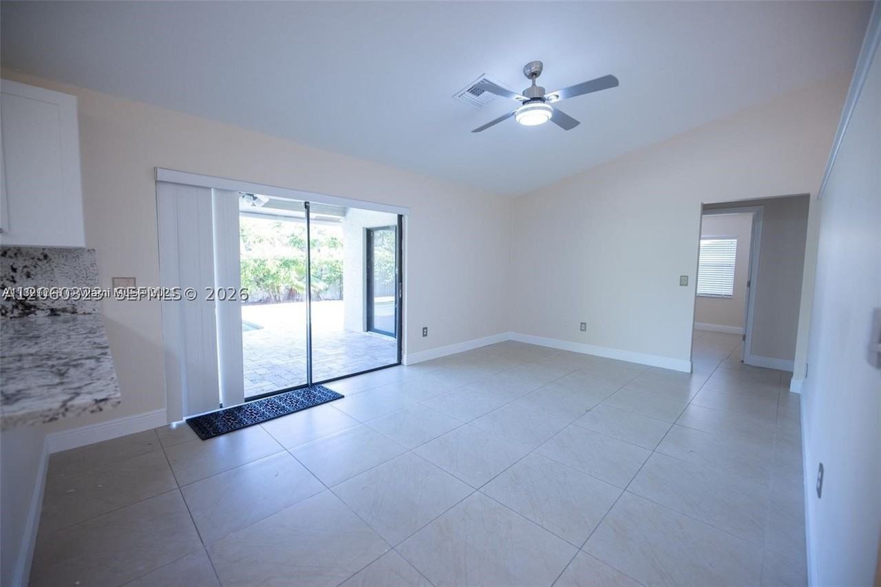 9815 Nw 43rd St #0 - Photo 3 of 17