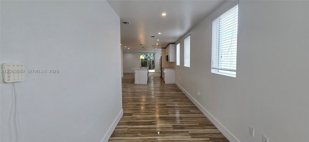 3675 Thomas Ave #3675 - Photo 3 of 32