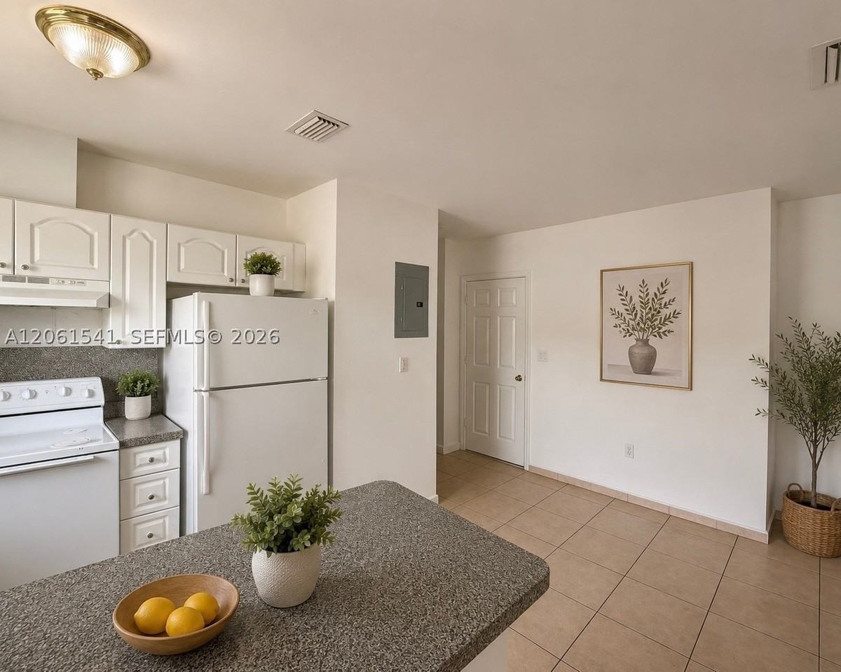 14140 Ne 2nd Ct #3