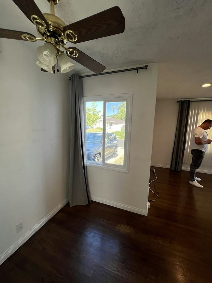7400 Midfield Avenue - Photo 4 of 11