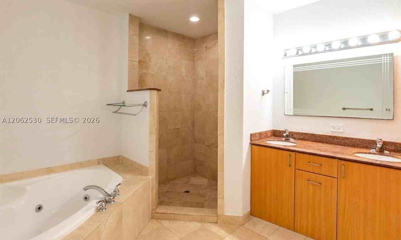 1650 Presidential Way #208 - Photo 7 of 19