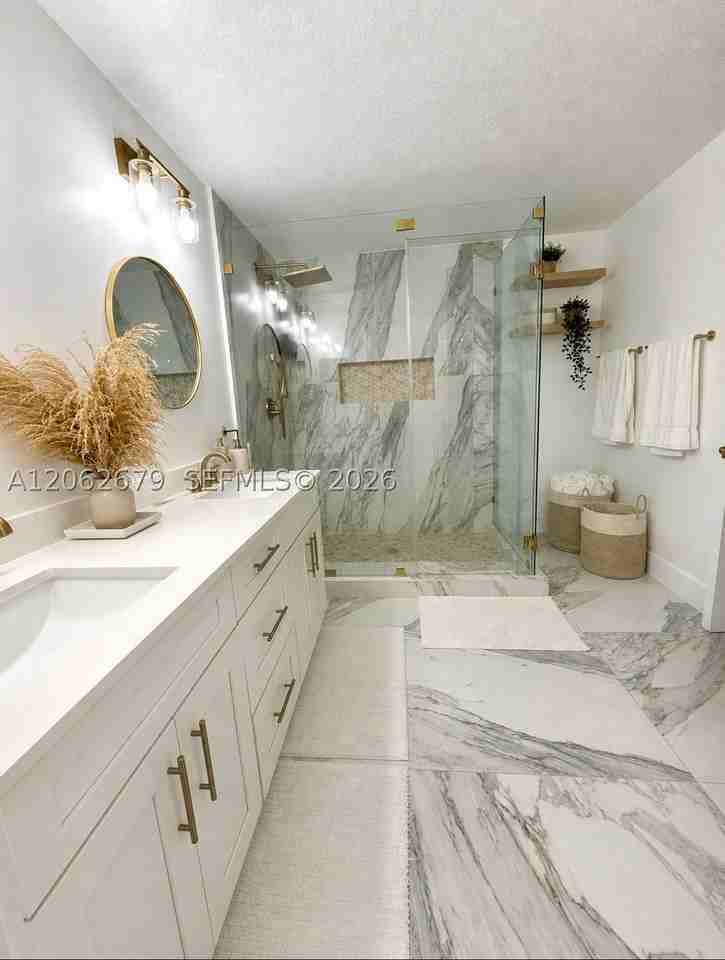 5431 Sw 163rd Ct #NO - Photo 2 of 9