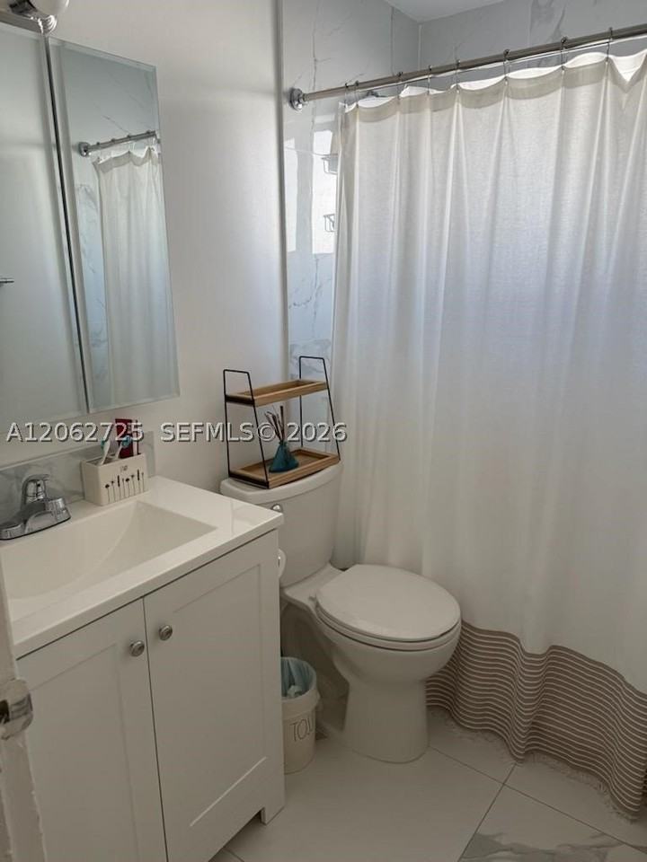 655 Meridian Ave #8 - Photo 5 of 7