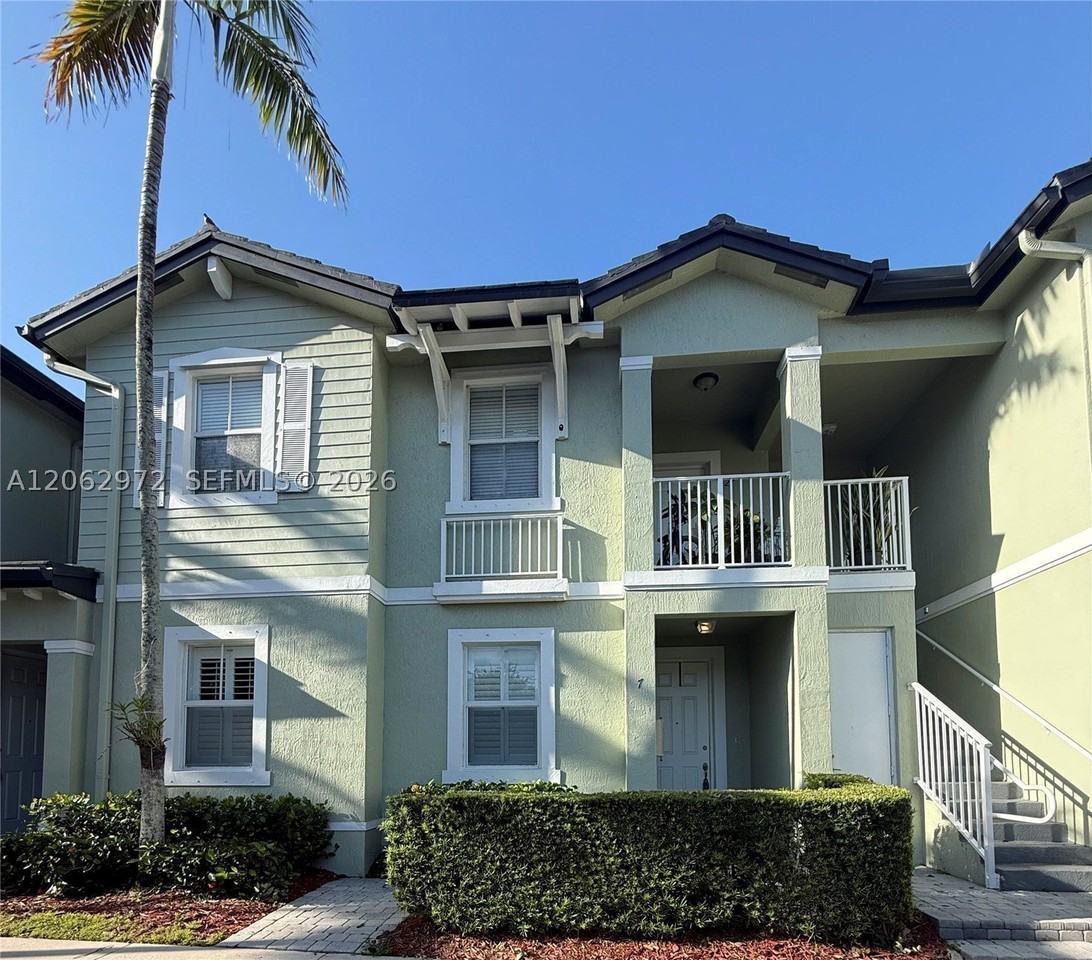 3064 Se 1st Dr #7
