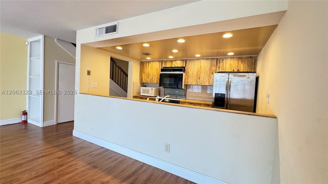 1151 Windward Dr #1151 - Photo 6 of 15