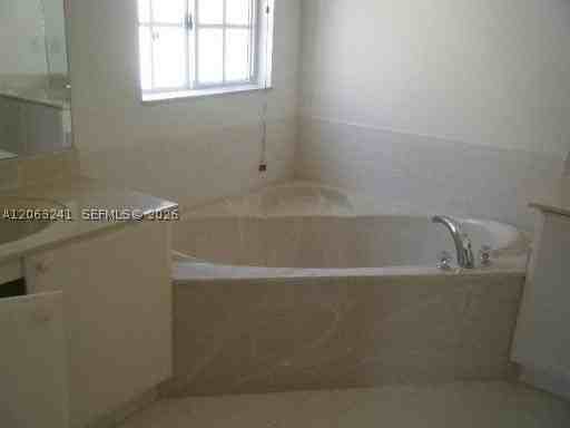 17615 Sw 135th Ave - Photo 3 of 22