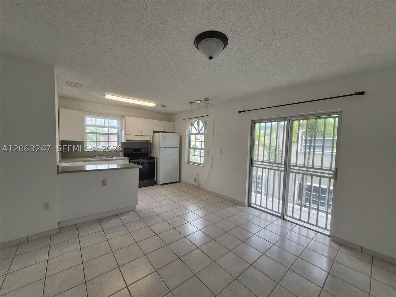 1366 Sw 4th St #3 - Photo 2 of 14