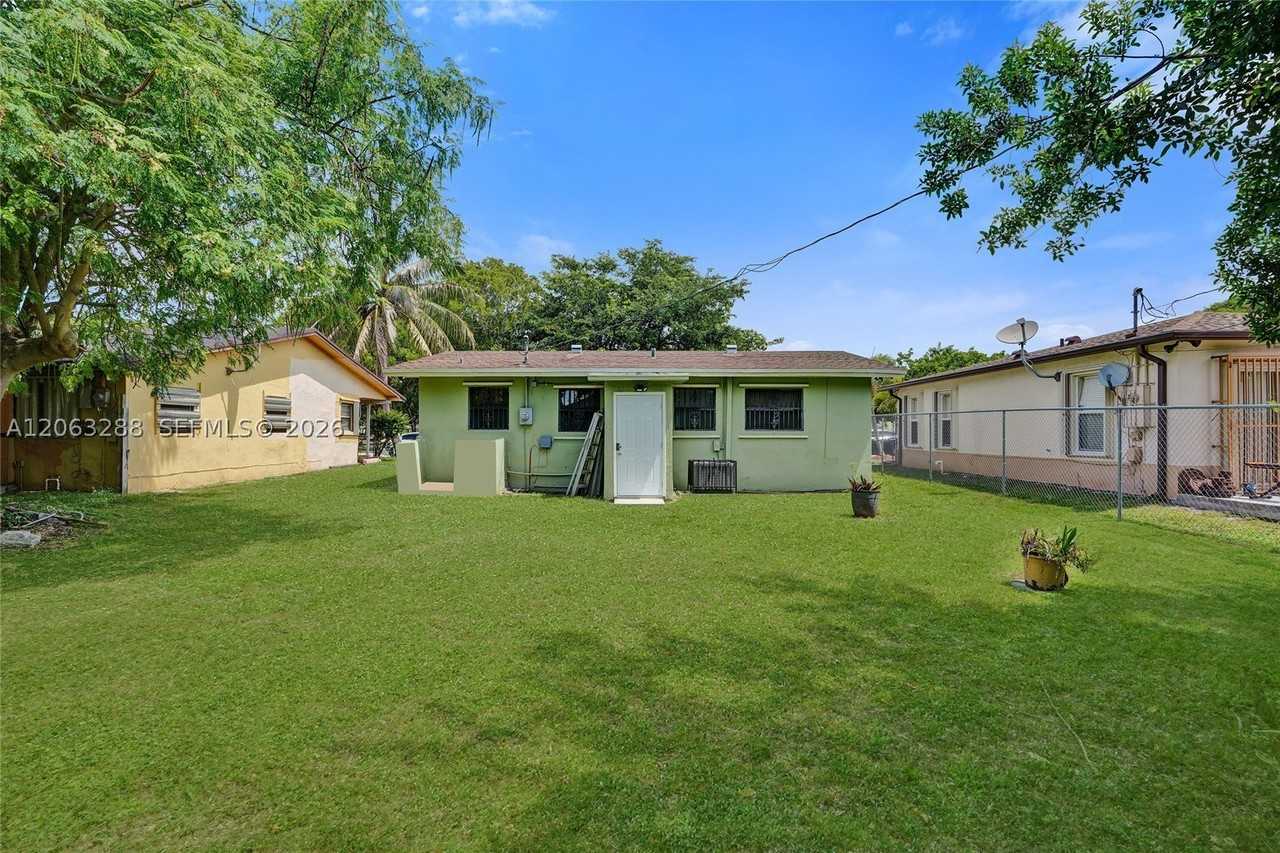 10366 Sw 172nd St - Photo 7 of 31