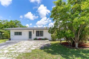featured image of 10851 Sw 152nd St