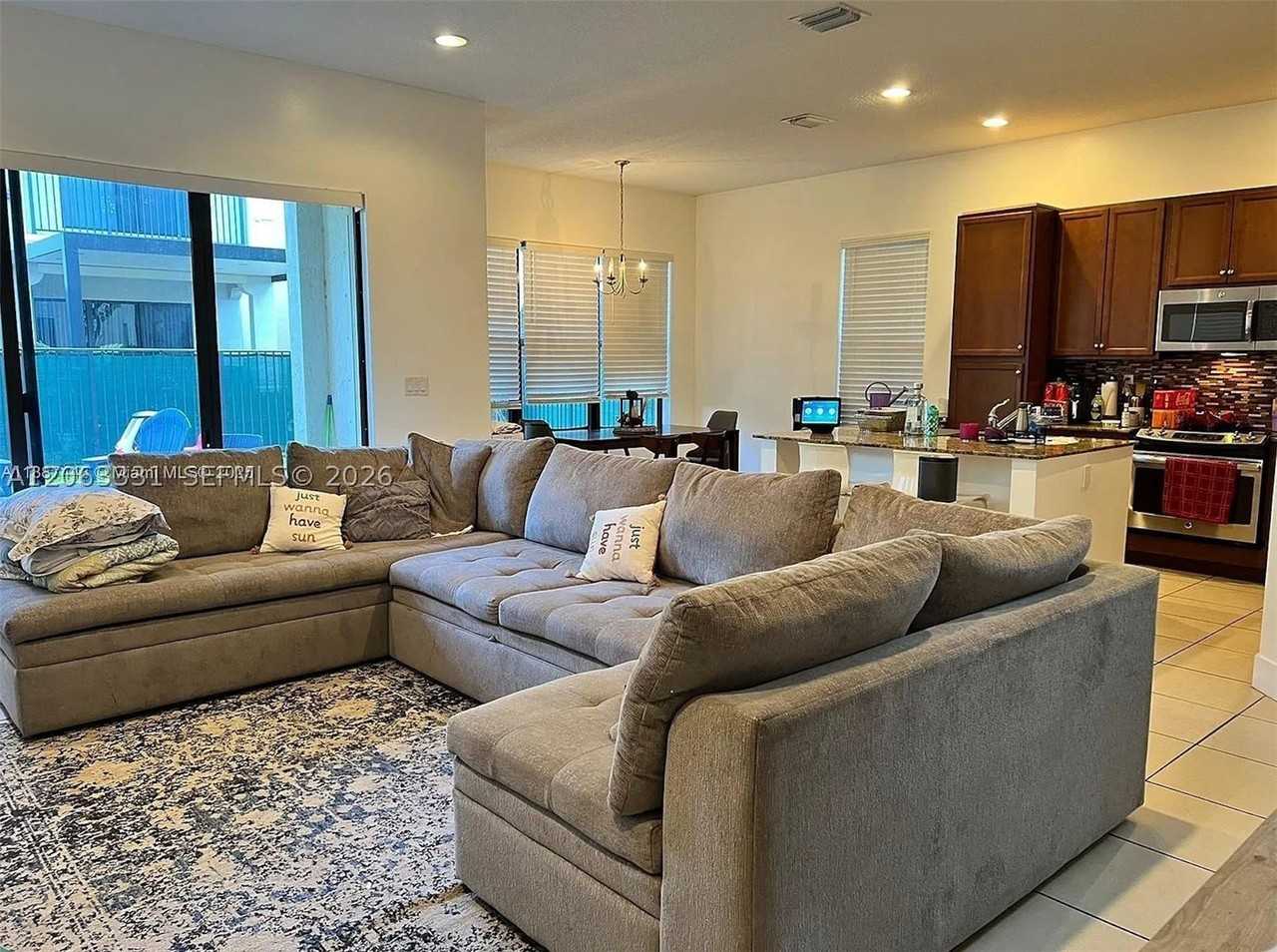 3214 W 97th St #3214 - Photo 4 of 13
