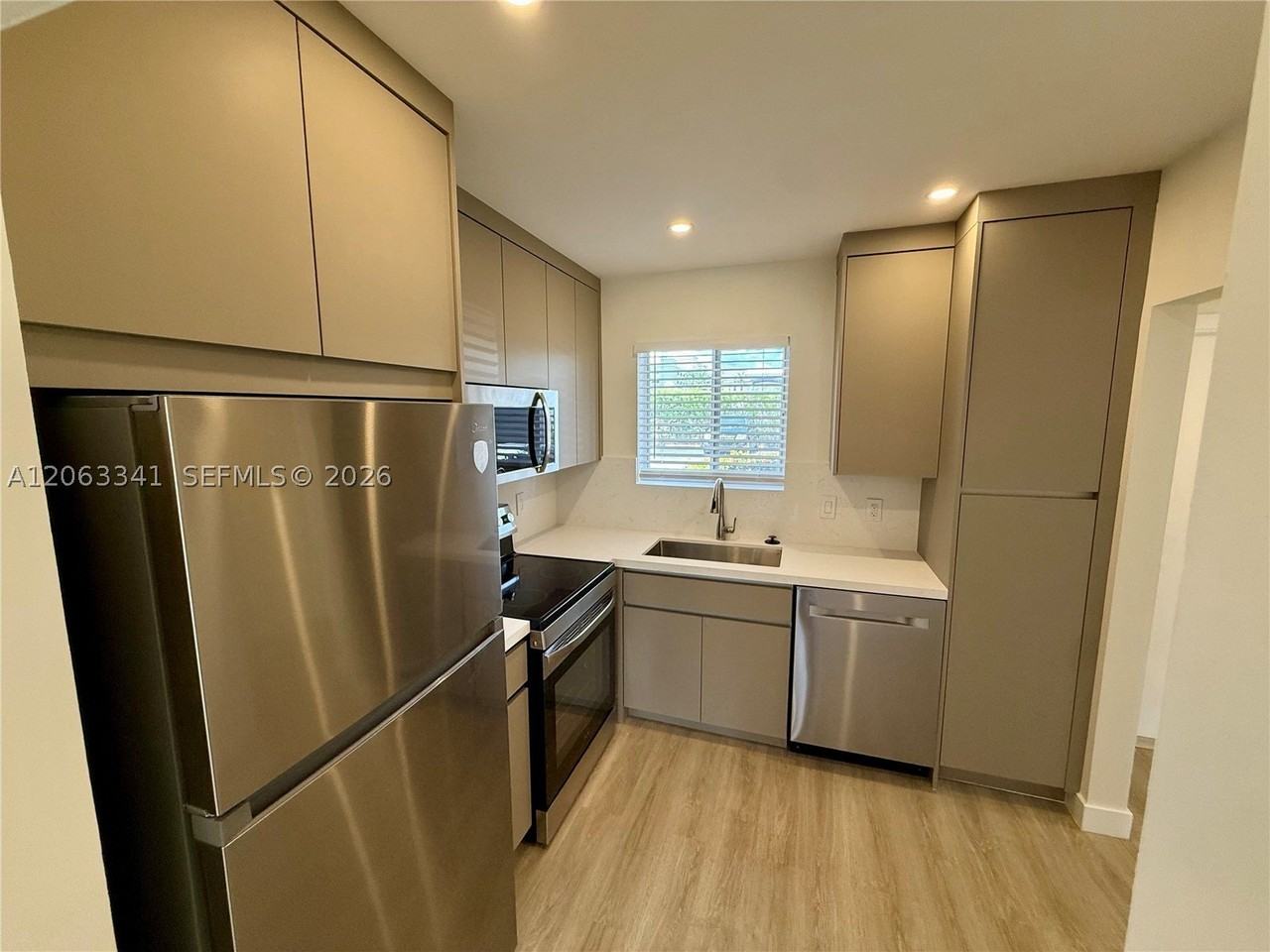 400 Waterway Dr S #108 - Photo 5 of 48