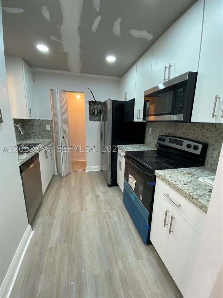 556 Nw 114th Ave #203