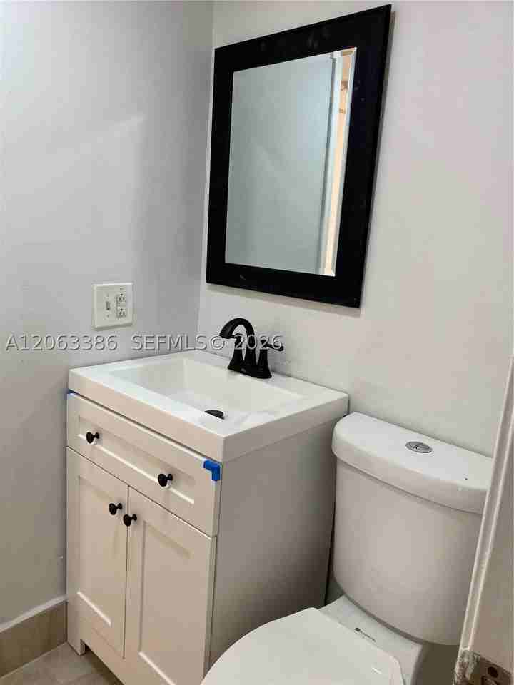 556 Nw 114th Ave #203 - Photo 6 of 21