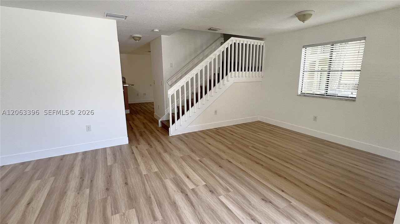 22721 Sw 88th Pl #9-19 - Photo 4 of 35
