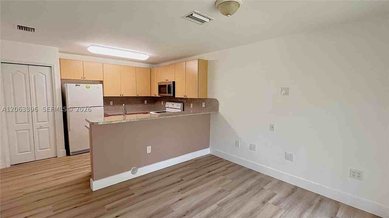 22721 Sw 88th Pl #9-19 - Photo 6 of 35