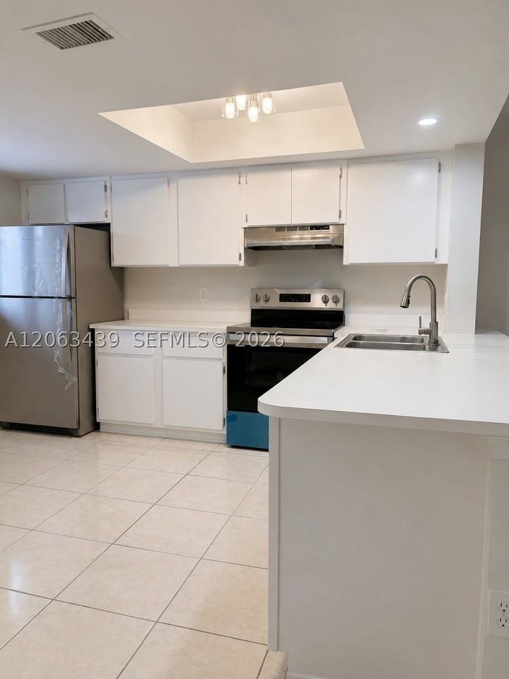 106 Palm Beach Trace Dr #106 - Photo 3 of 8