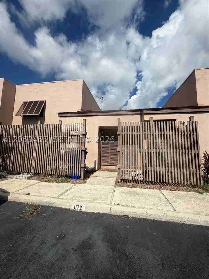 1172 Nw 122nd Ter - Photo 2 of 21