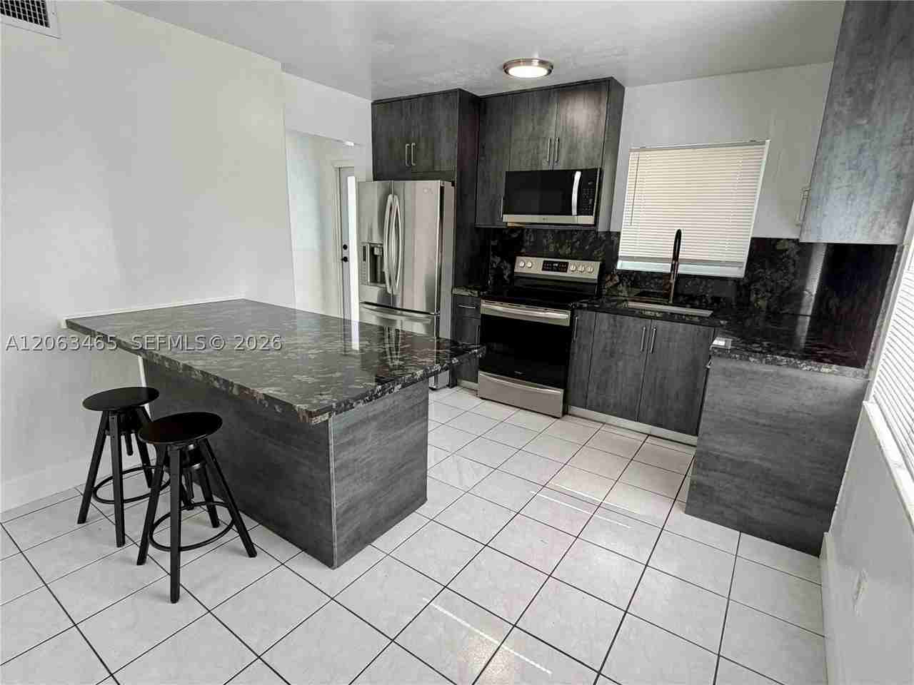 3247 Sw 92nd Ave #3247 - Photo 2 of 17