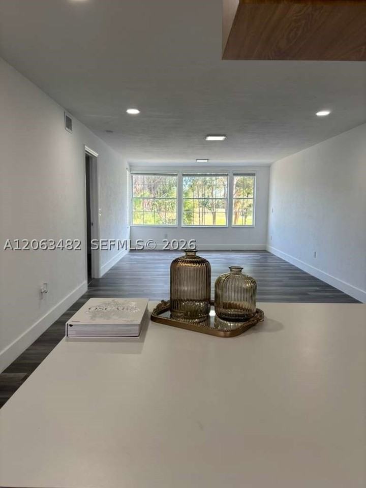 1005 Palm Beach Trace Dr #1005 - Photo 7 of 24