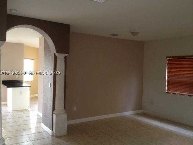 17708 Sw 135th Ct - Photo 4 of 12