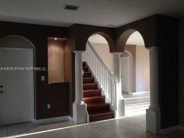 17708 Sw 135th Ct - Photo 6 of 12