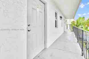 711 Ne 2nd Ave #202 - Photo 1 of 1