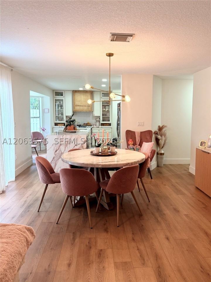 12672 Nw 11th Ct #1 - Photo 4 of 20