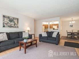 414 Lancaster Ct - Photo 1 of 1