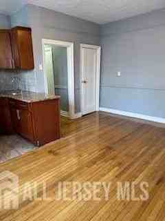 1116 Anna St #1C - Photo 3 of 8