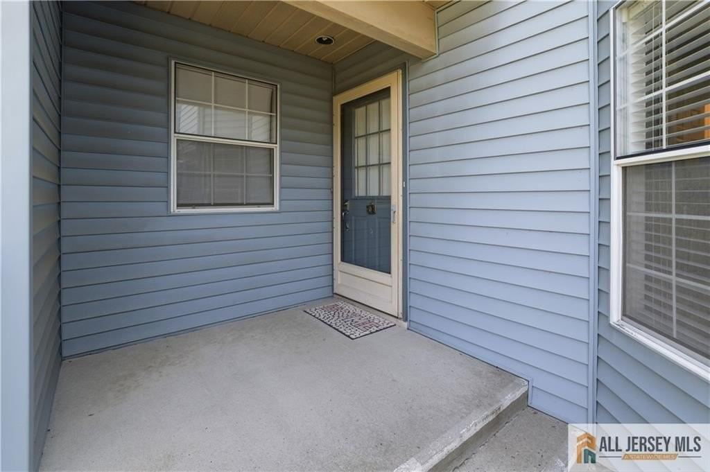 138 Concordia Cir #138B - Photo 4 of 26