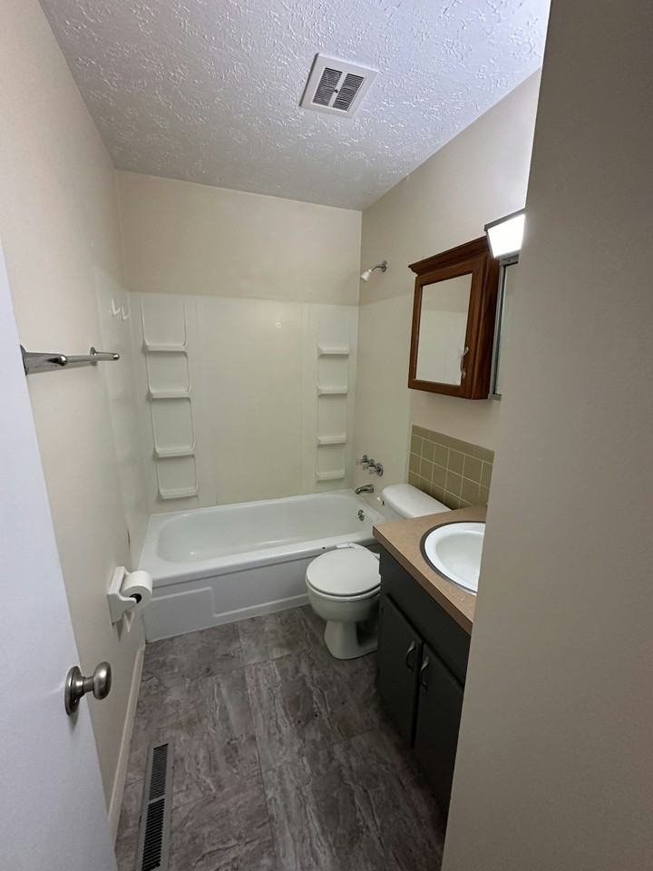 4366 North Norman Drive - Photo 5 of 11