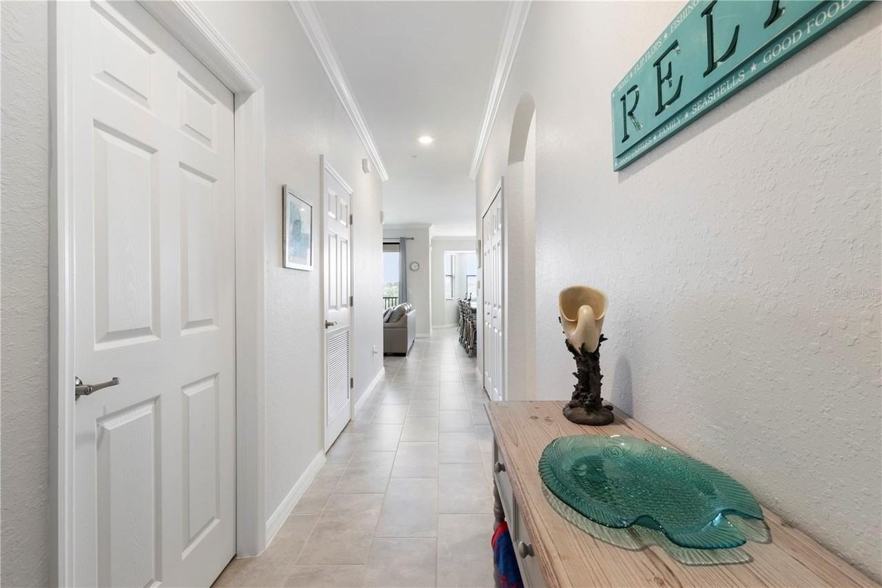 18008 Gawthrop Dr #402 - Photo 5 of 39