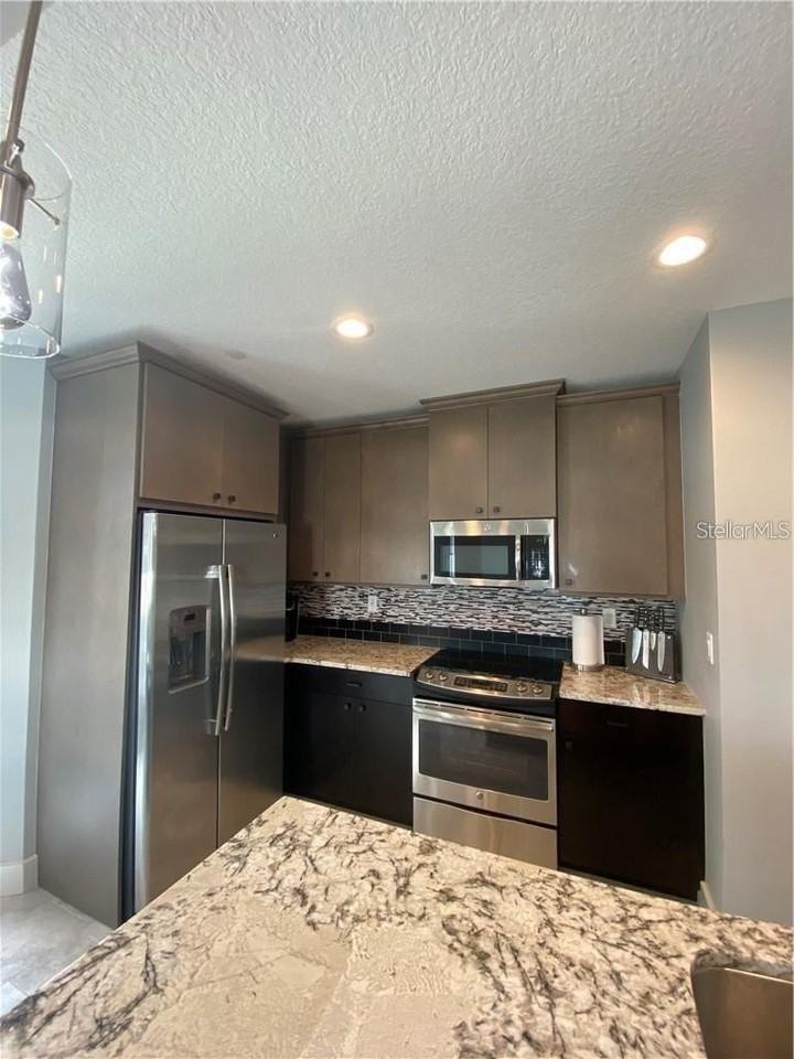 1500 State St #401 - Photo 4 of 26