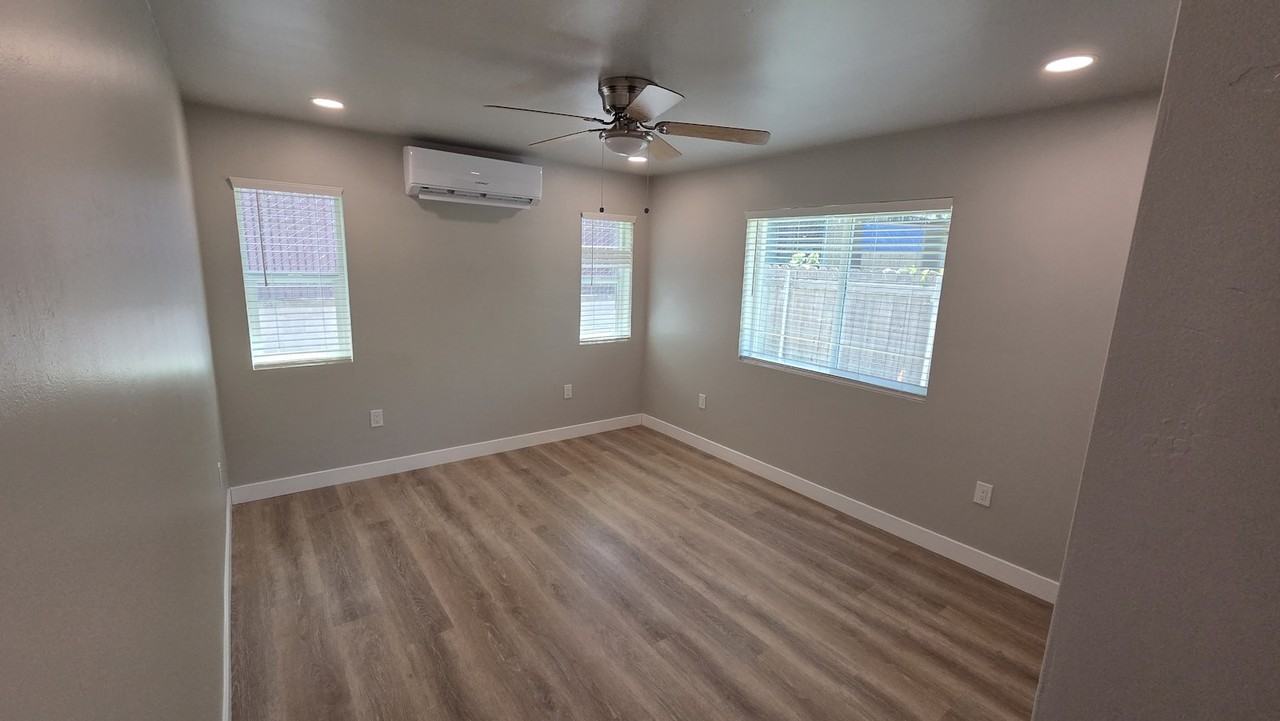 3840 Walnut Avenue, Unit A - Photo 5 of 7