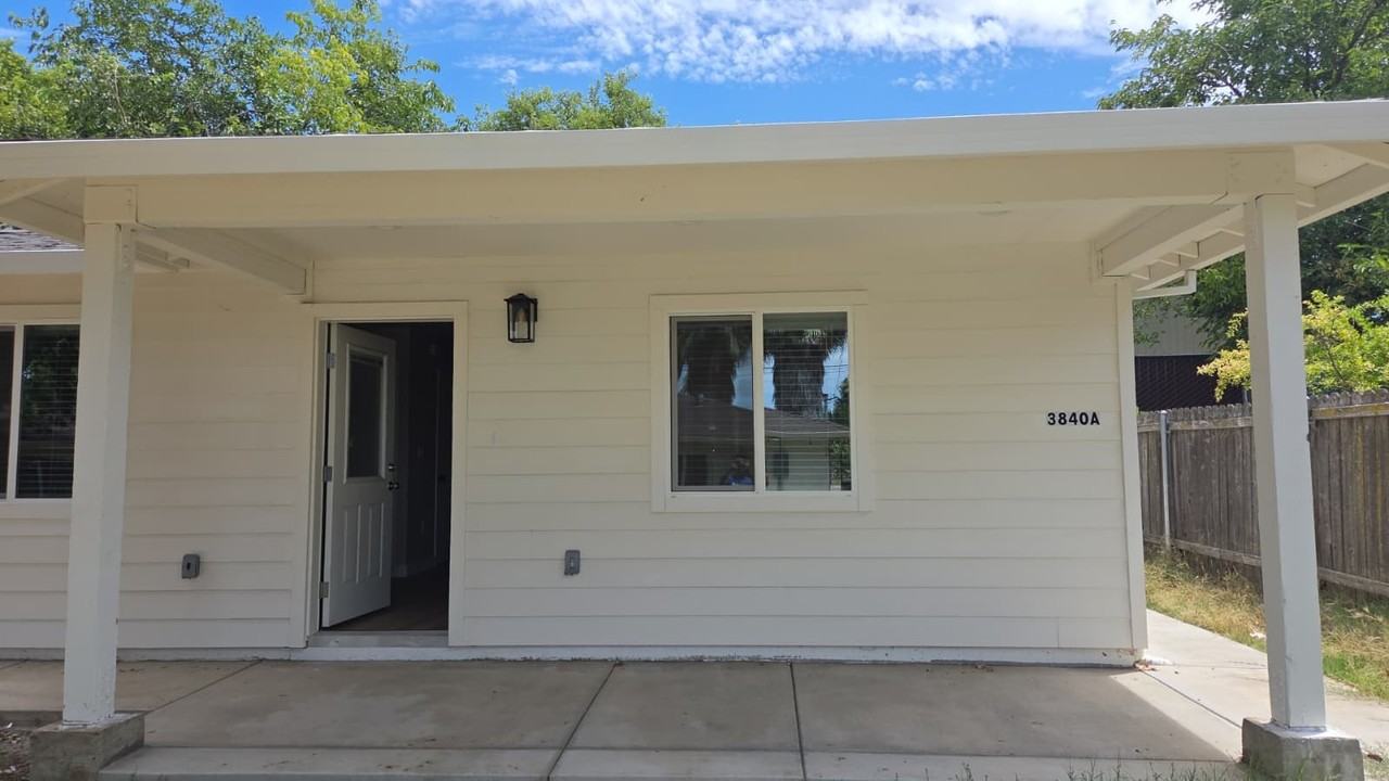 3840 Walnut Avenue, Unit A - Photo 7 of 7