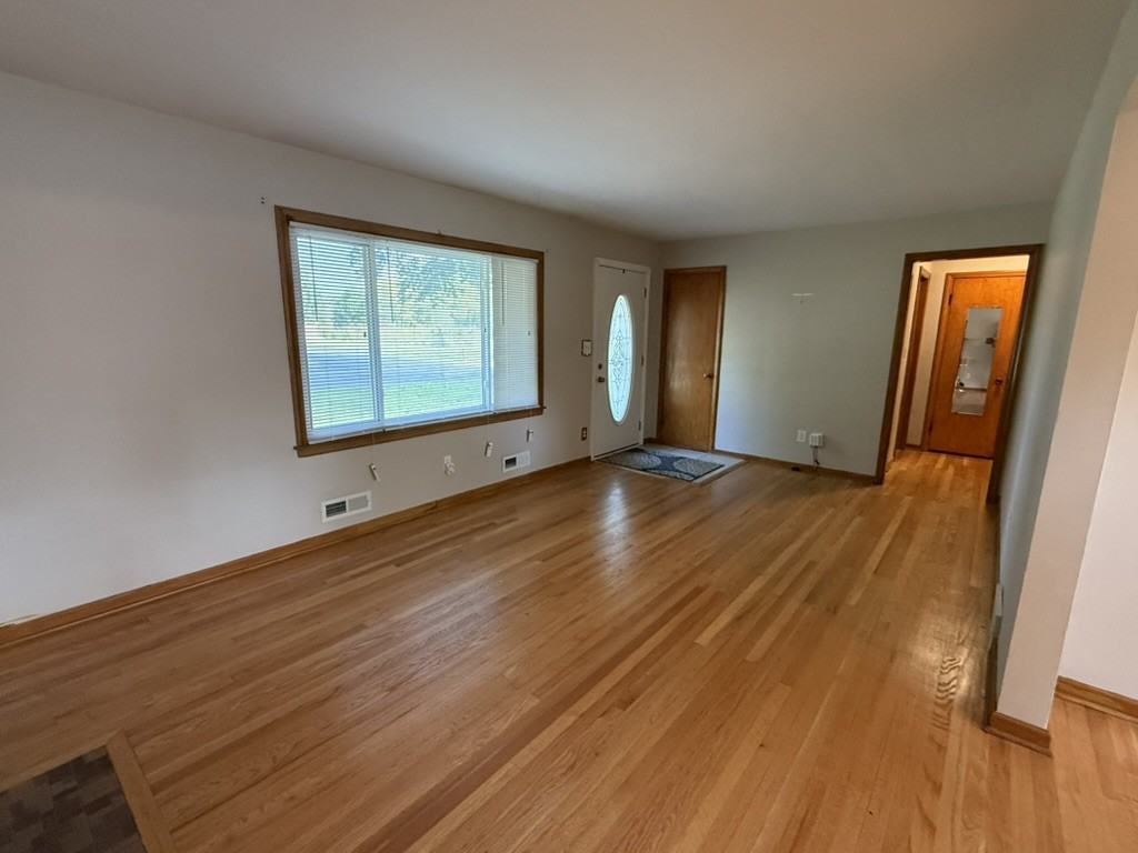 6001 W 56th St #1 - Photo 3 of 11