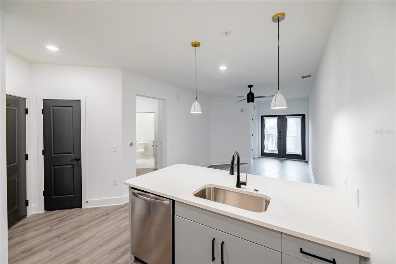 1420 Lakefront Dr #6210 - Photo 6 of 29