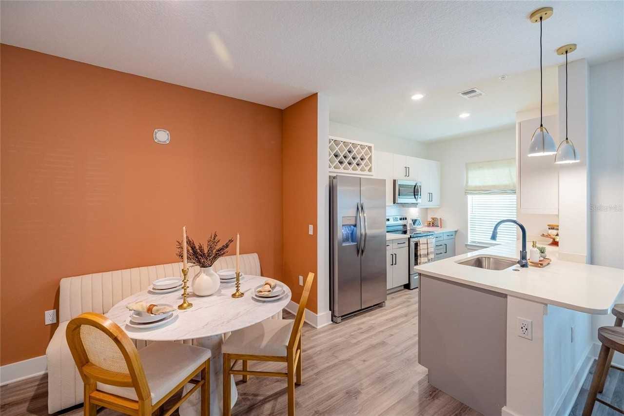 1420 Lakefront Dr #1208 - Photo 7 of 45