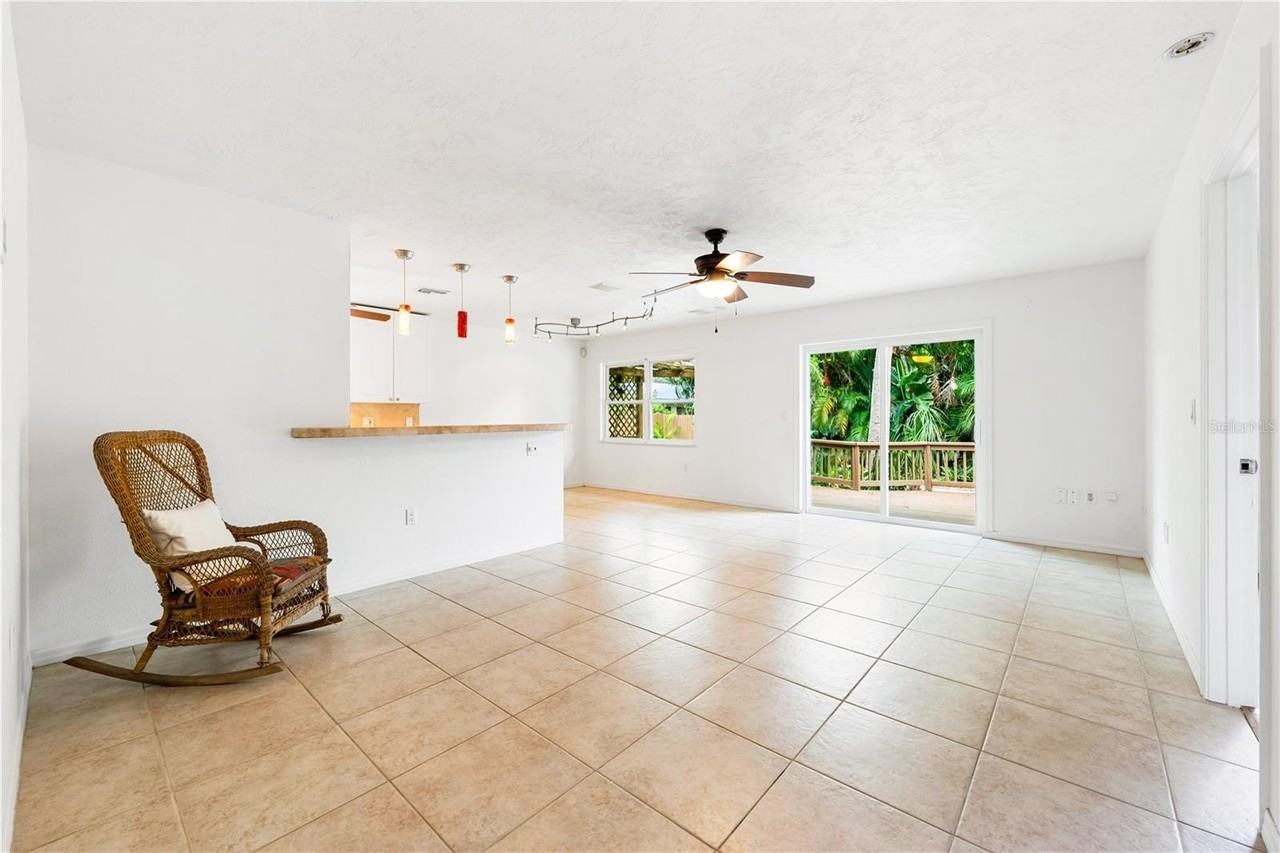 3709 Alden Way - Photo 4 of 47
