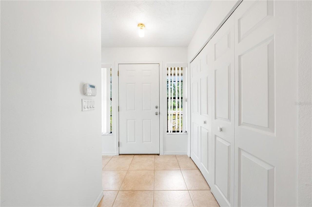 3709 Alden Way - Photo 5 of 47