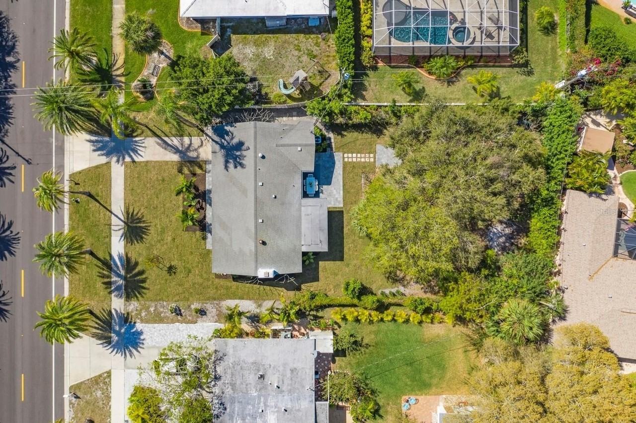 302 San Marco Dr - Photo 2 of 24