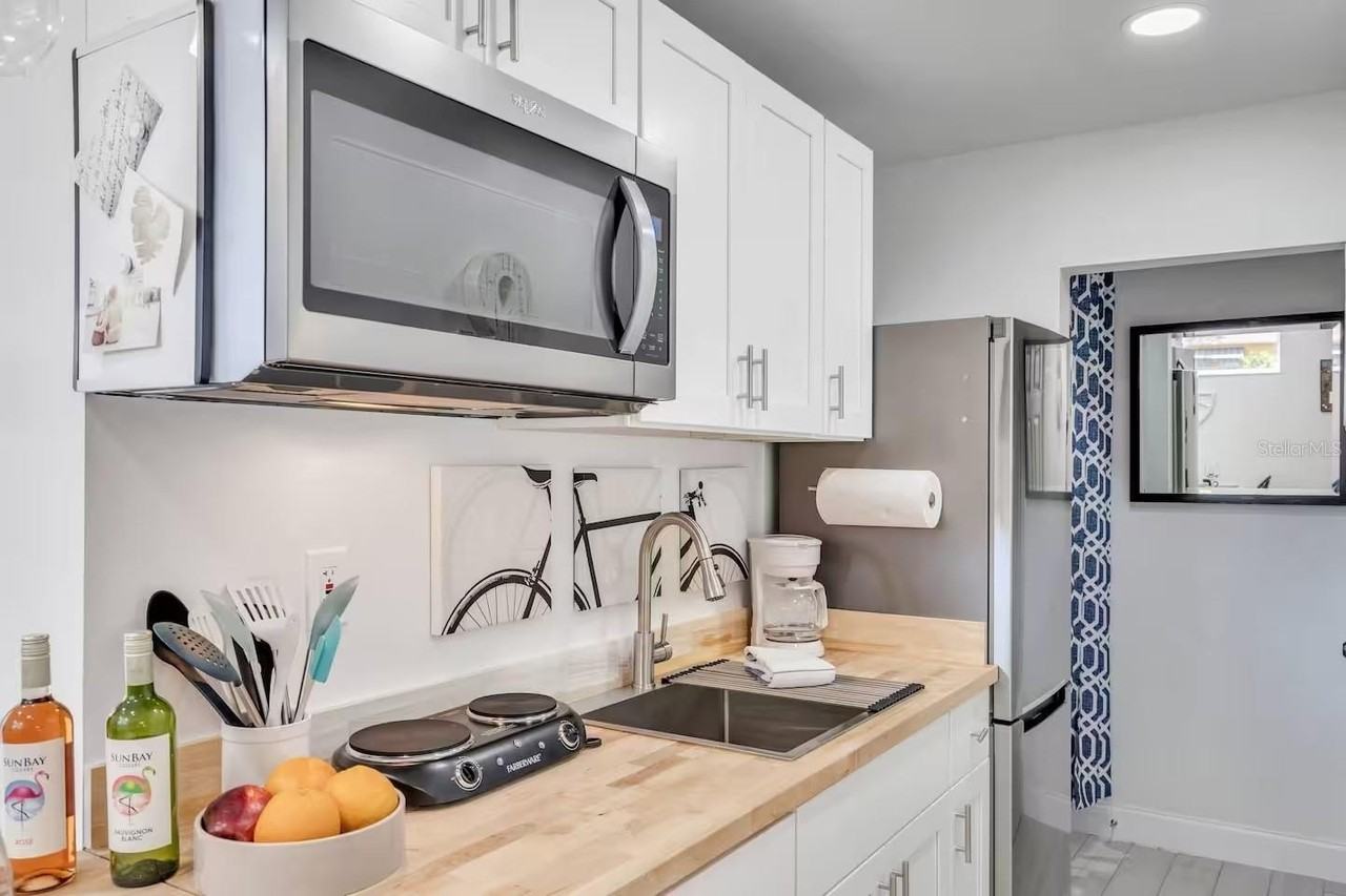 1317 Cocoanut Ave #B - Photo 6 of 36
