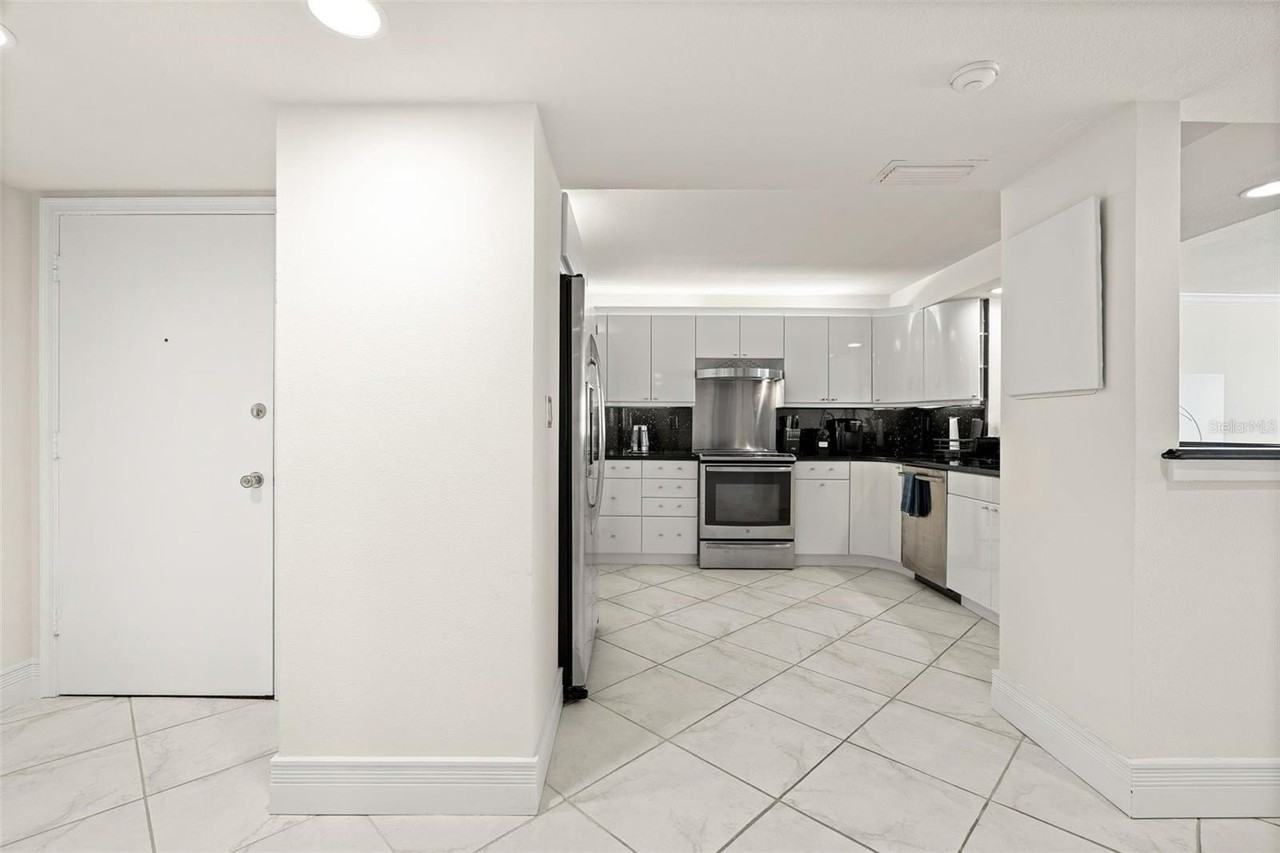 1750 Benjamin Franklin Dr #8D - Photo 5 of 50