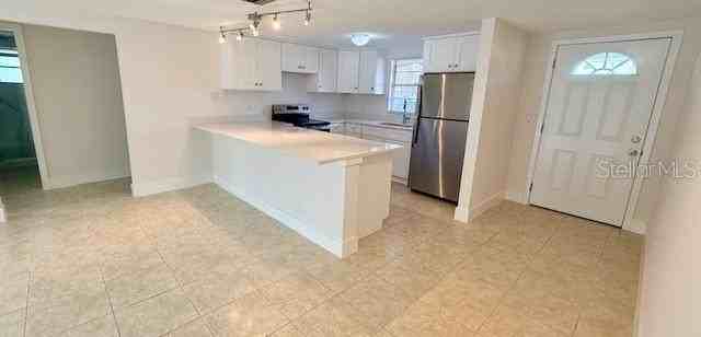 600 Russell St - Photo 5 of 13