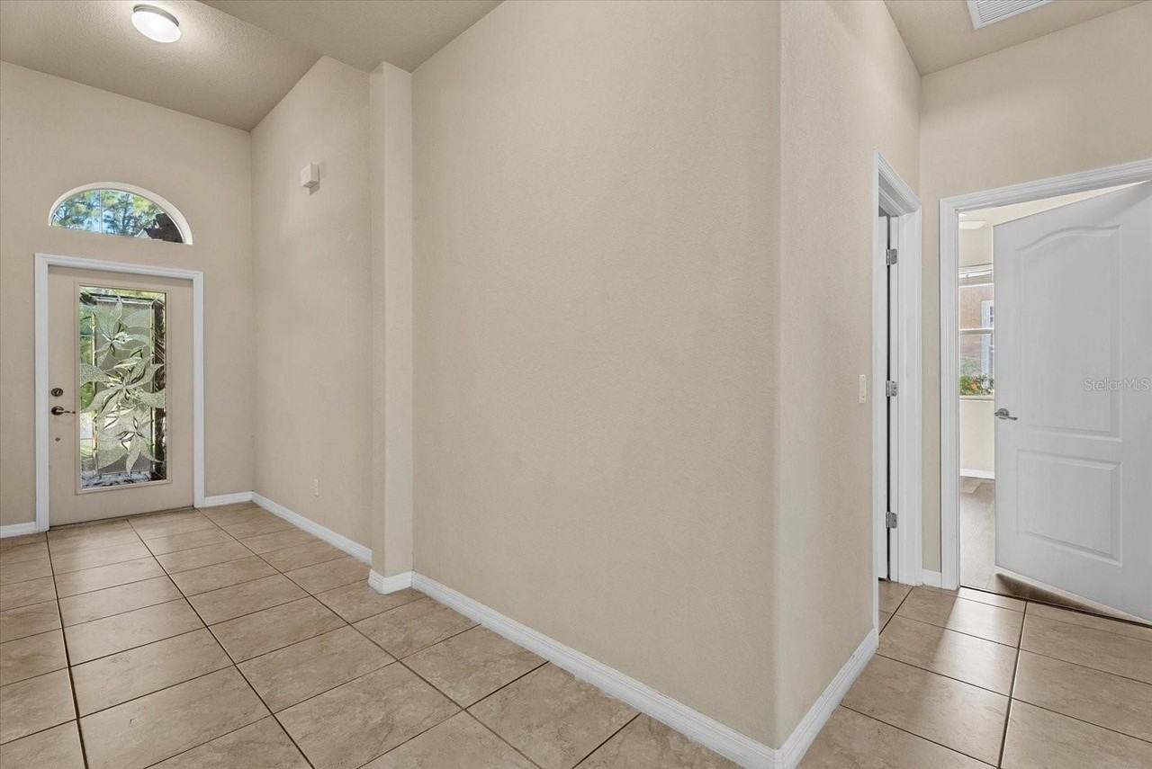11711 Breadfruit Ln - Photo 3 of 50