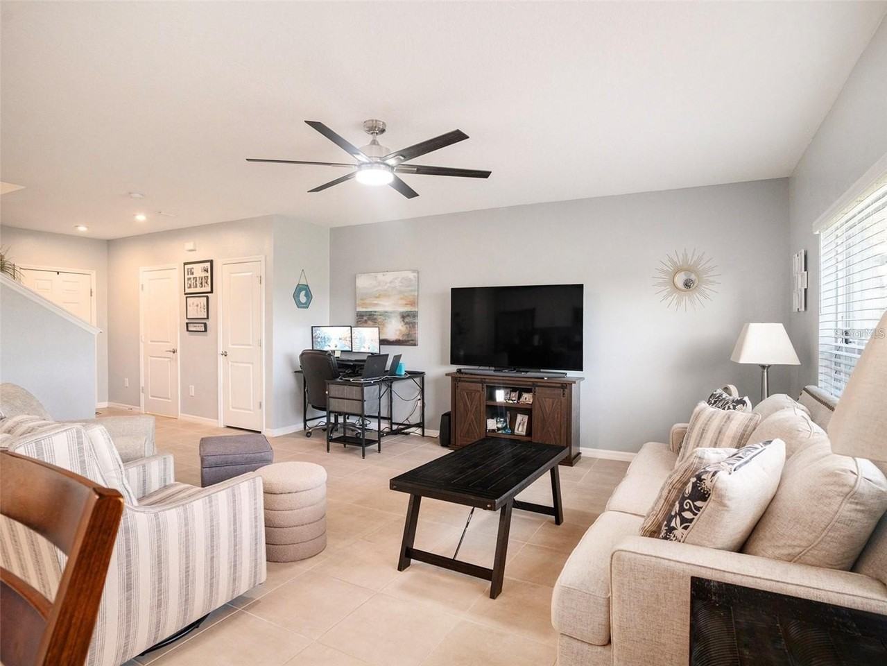5912 Laurelcrest Gln - Photo 3 of 27