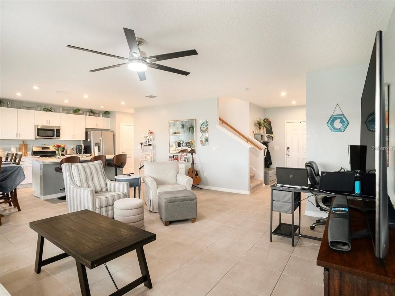 5912 Laurelcrest Gln - Photo 4 of 27